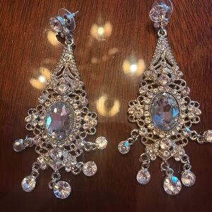 STUNNING RHINESTONE CHANDELIER DROP PIERCED EARRINGS. 3”